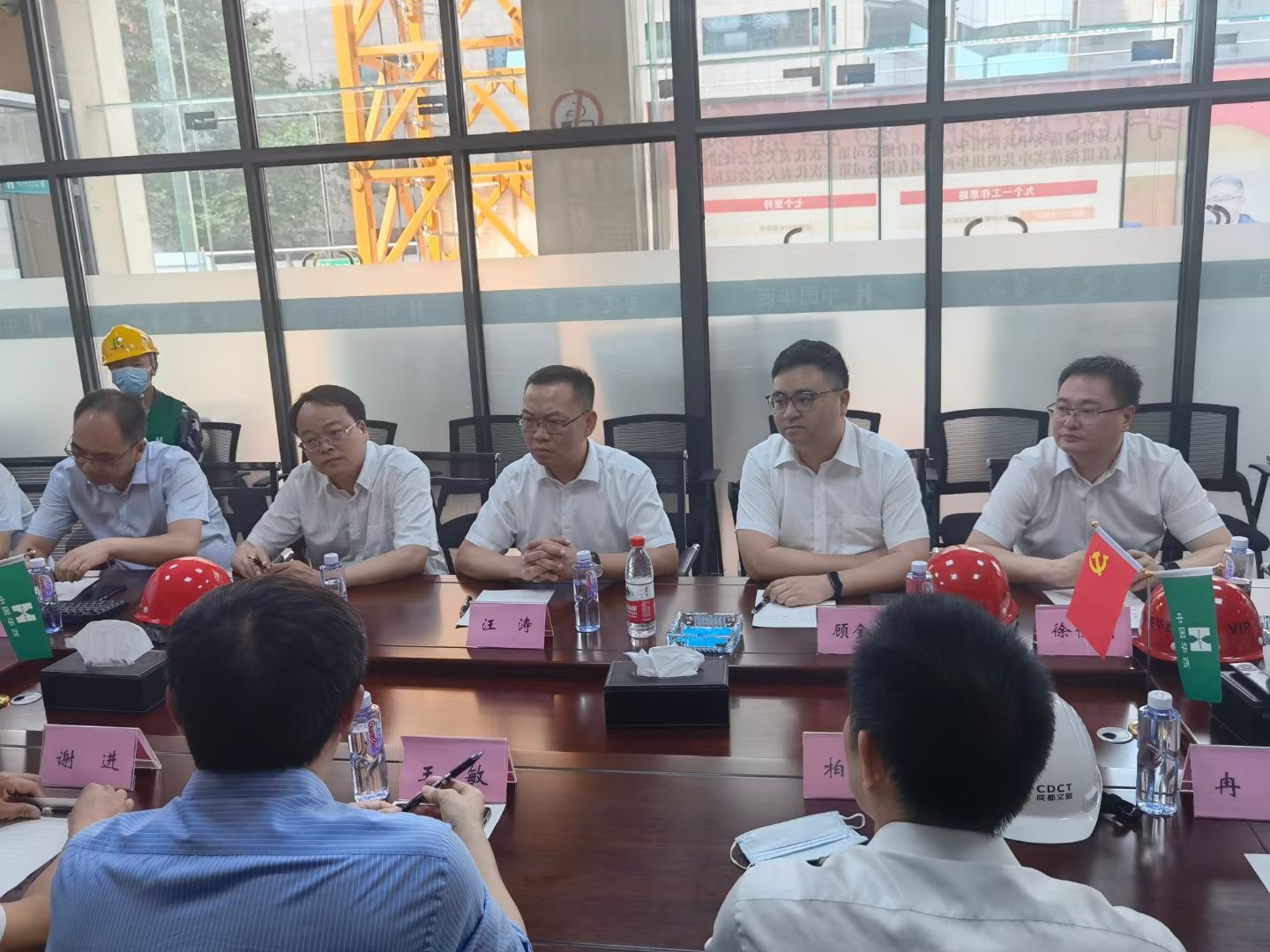 大力協(xié)同 提前謀劃——集團副總經(jīng)理汪濤出席川劇藝術(shù)中心改擴建項目封頂儀式