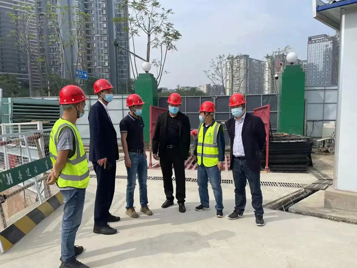 【華安要聞】公司黨委副書記、總經(jīng)理徐文忠到川投信息科研和省公衛(wèi)項(xiàng)目檢查安全生產(chǎn)及疫情防控落實(shí)情況