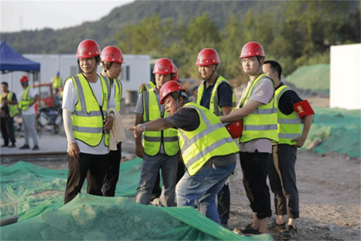 擊鼓催征穩(wěn)馭舟 奮楫揚(yáng)帆正當(dāng)時(shí)——華西安裝公司決勝“千億華西”“150天大會(huì)戰(zhàn)”沖刺實(shí)錄（一）