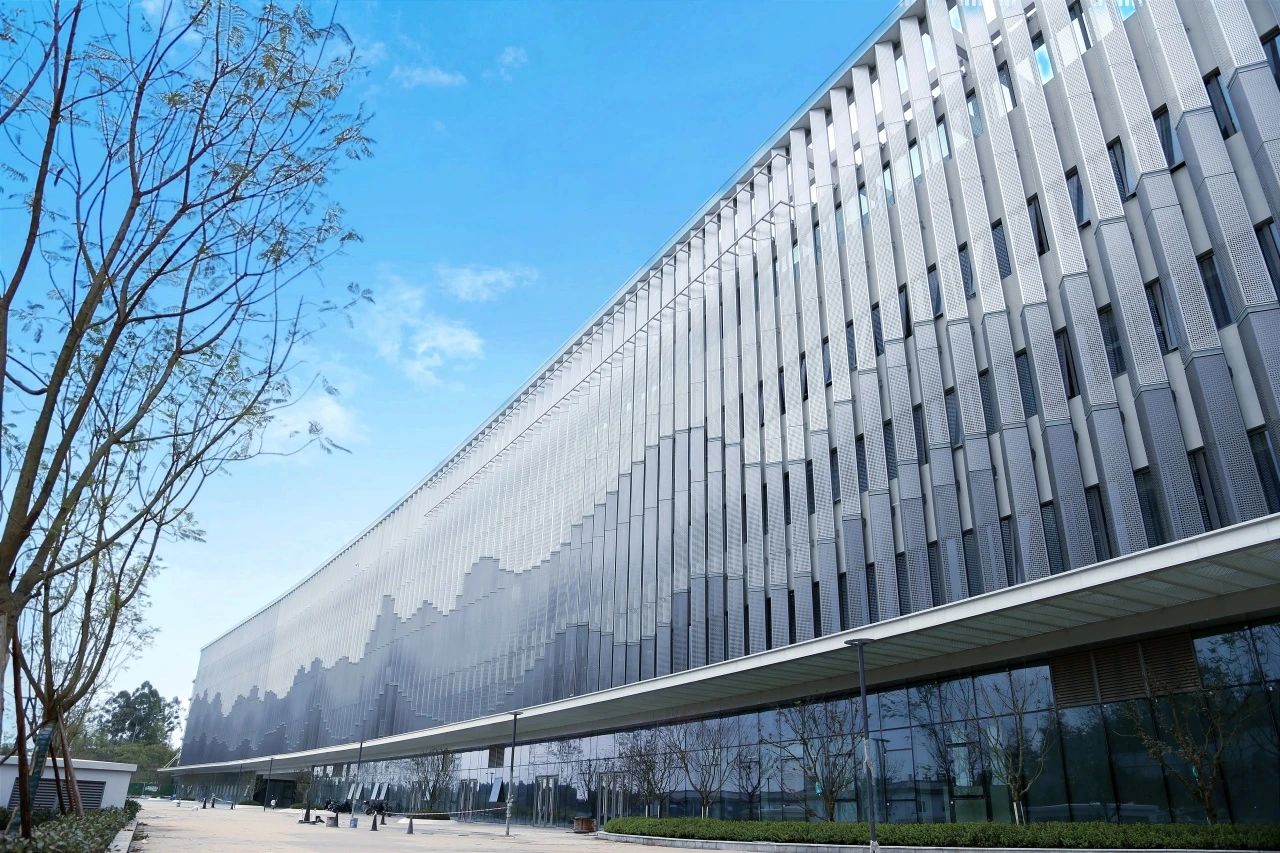 【這里是華安】品質(zhì)“守護”！四川省公共衛(wèi)生綜合臨床中心項目建設(shè)實錄