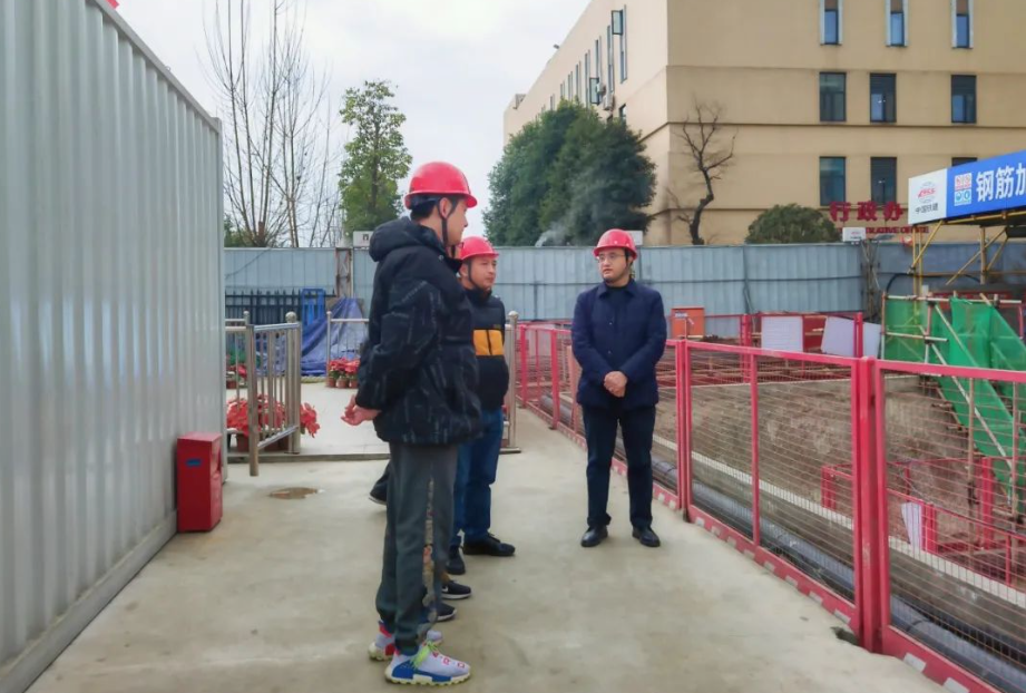 公司黨委書記、執(zhí)行董事朱軍一行深入基層督導(dǎo)節(jié)后復(fù)工復(fù)產(chǎn)工作