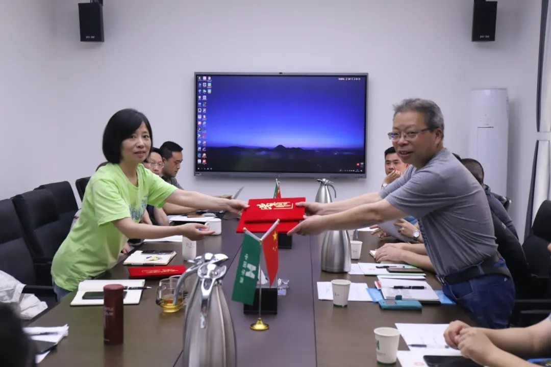 1622512127732769.jpg 1622512127732769.jpg