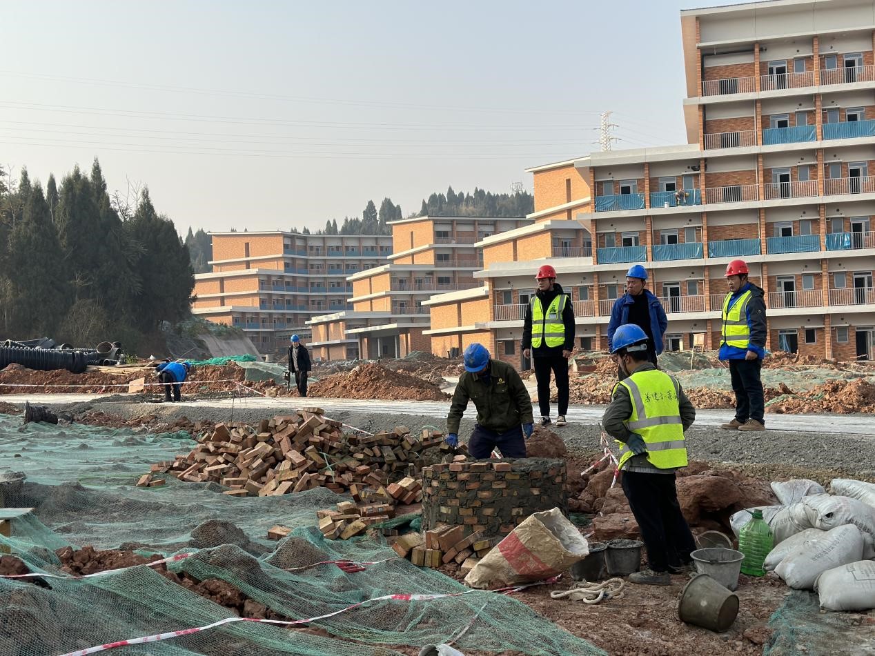 1675667823485770.jpg 1675667823485770.jpg