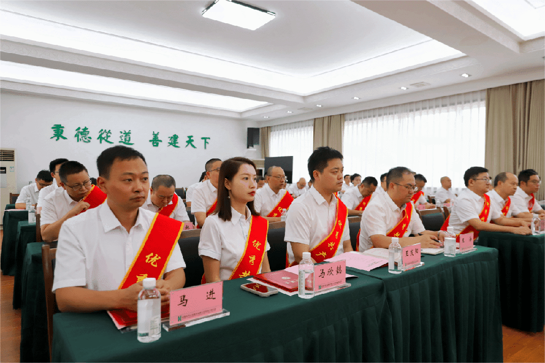 1688188624535899.gif 1688188624535899.gif