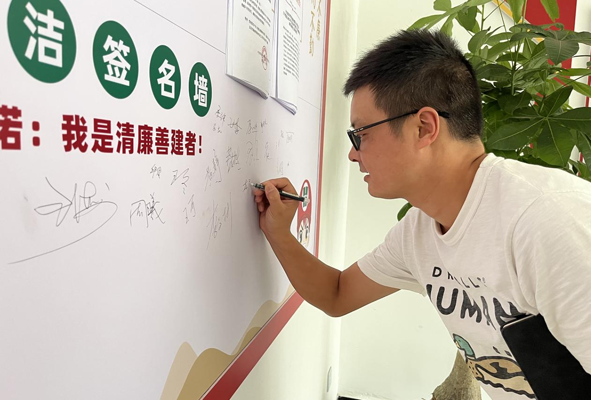 1694575002703945.jpg 1694575002703945.jpg