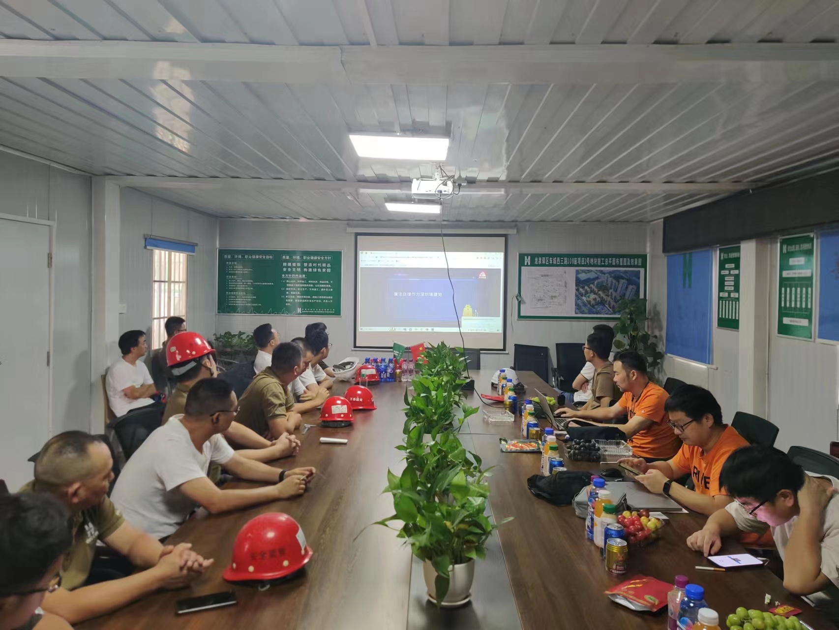 1696920929271492.jpg 1696920929271492.jpg