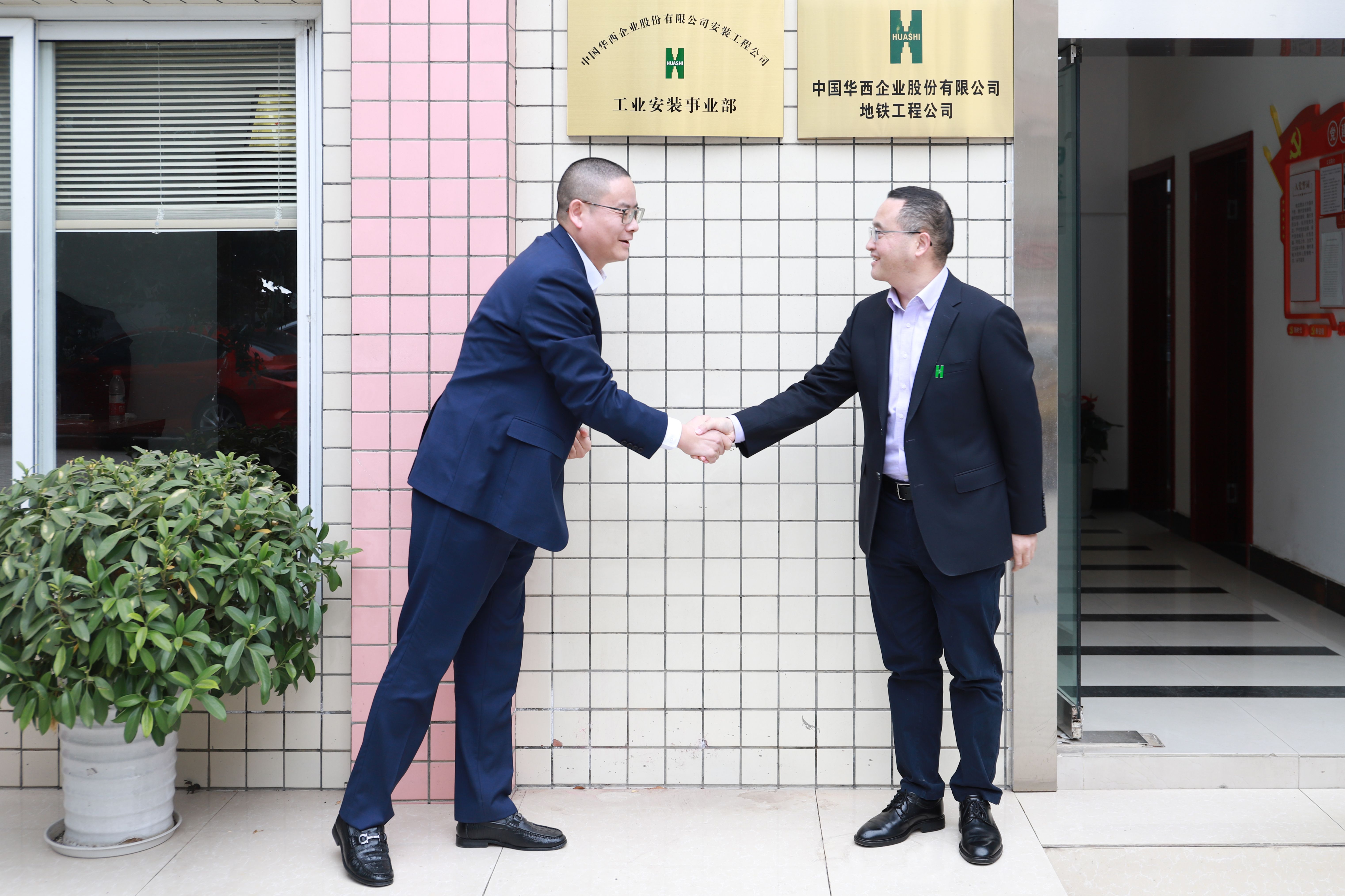 1703121719500568.jpg 1703121719500568.jpg