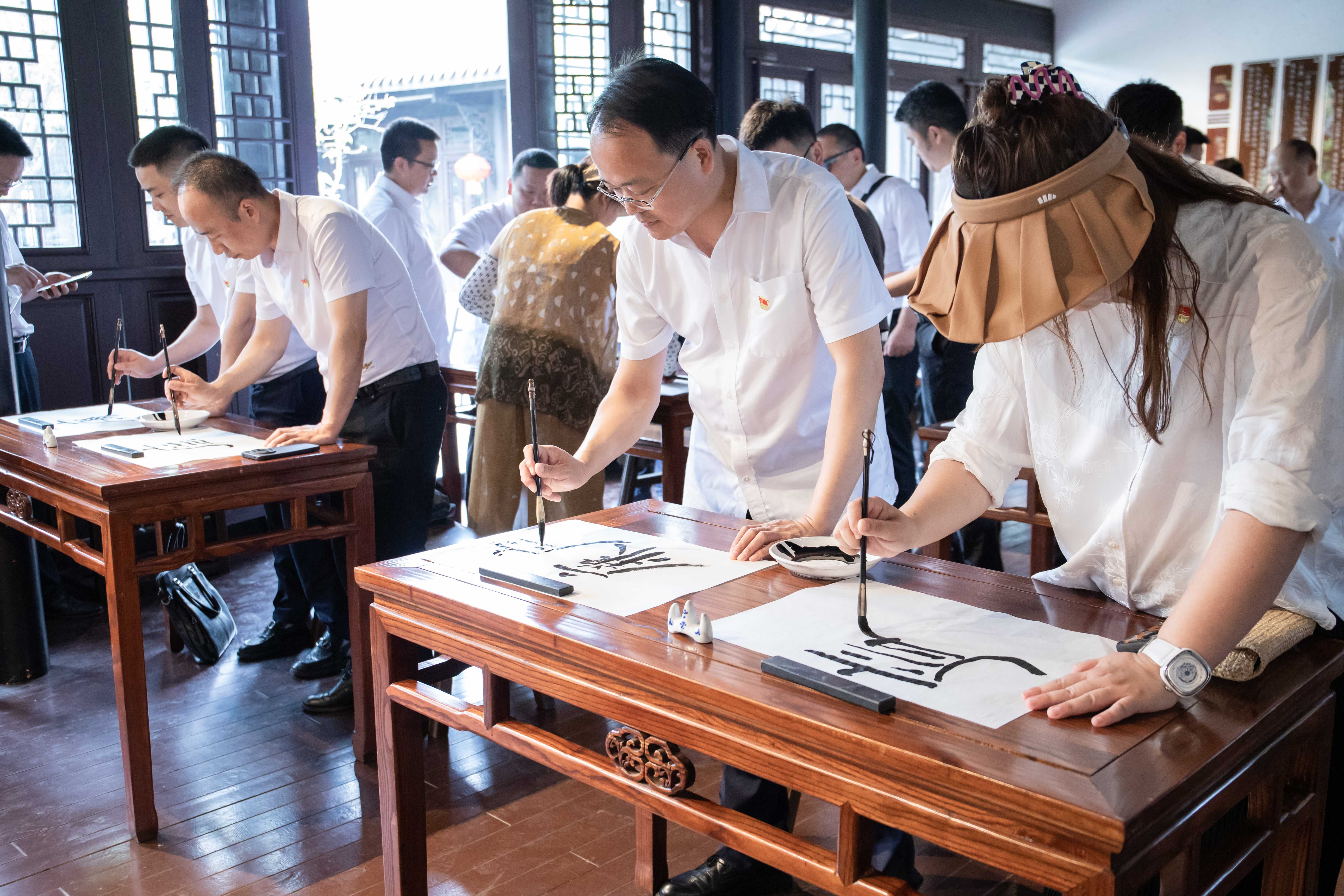 1716797221409687.jpg 1716797221409687.jpg