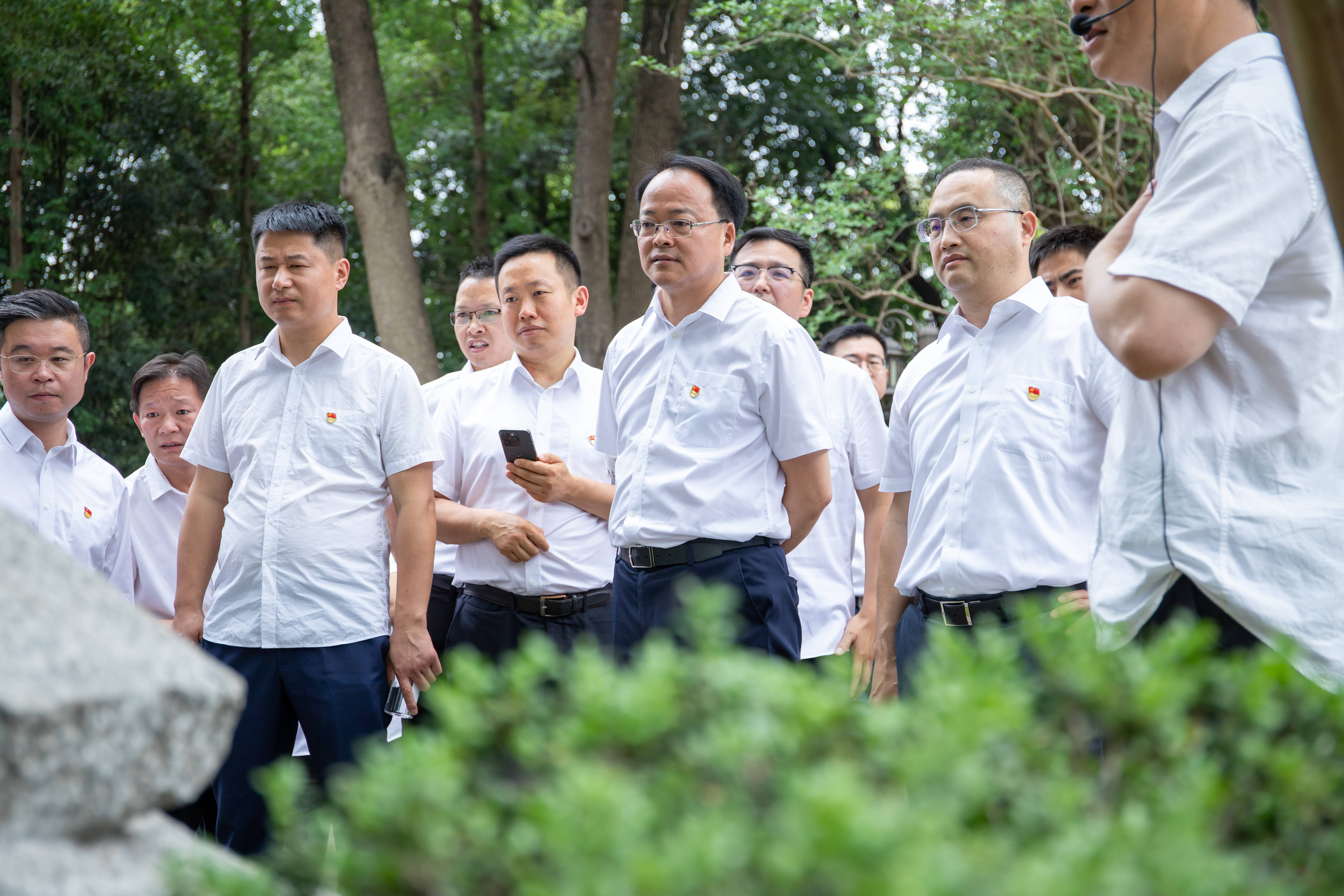 1716797732607555.jpg 1716797732607555.jpg