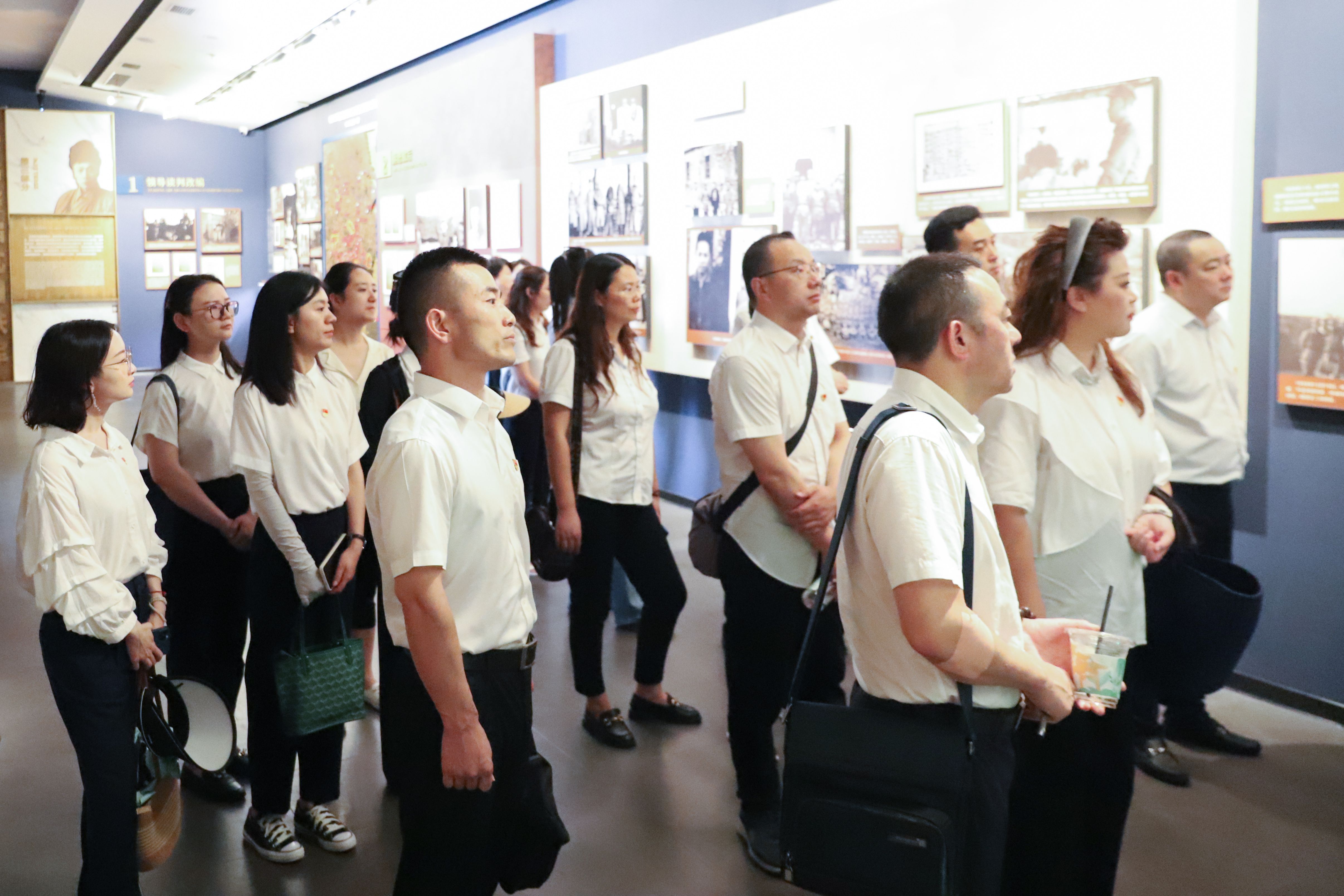 1720776484801291.jpg 1720776484801291.jpg