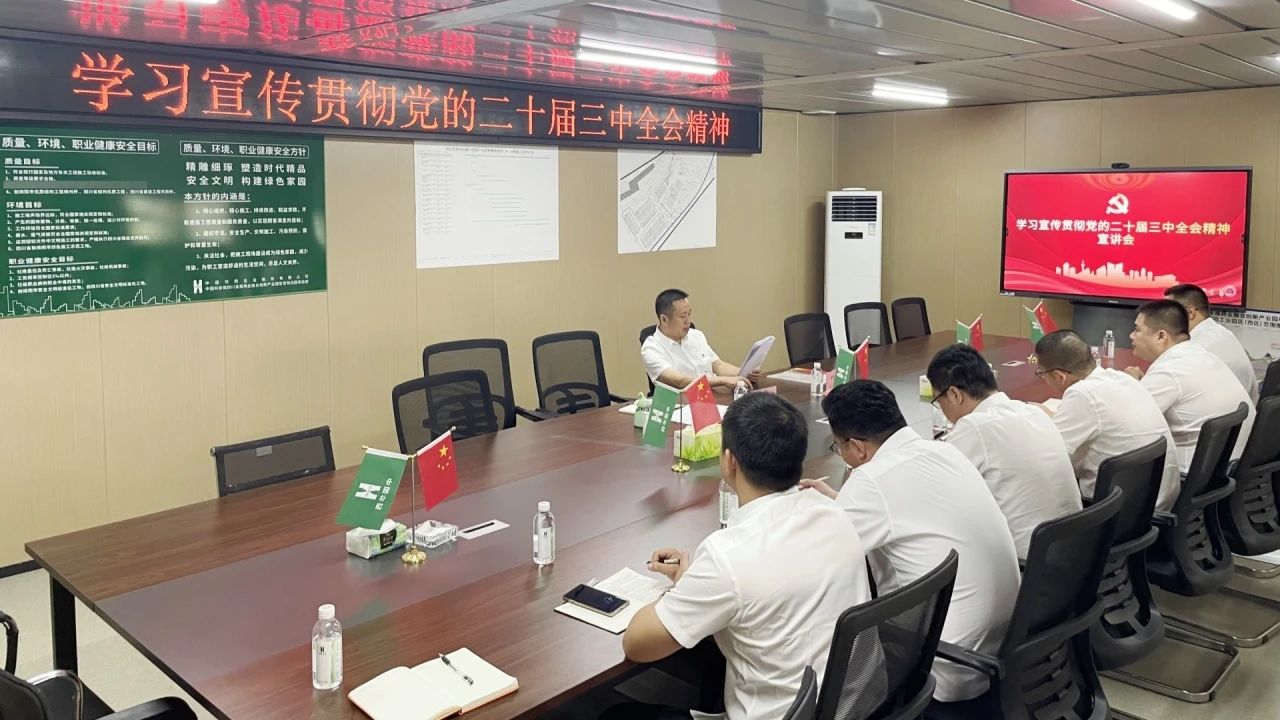 1727660569883203.jpg 1727660569883203.jpg